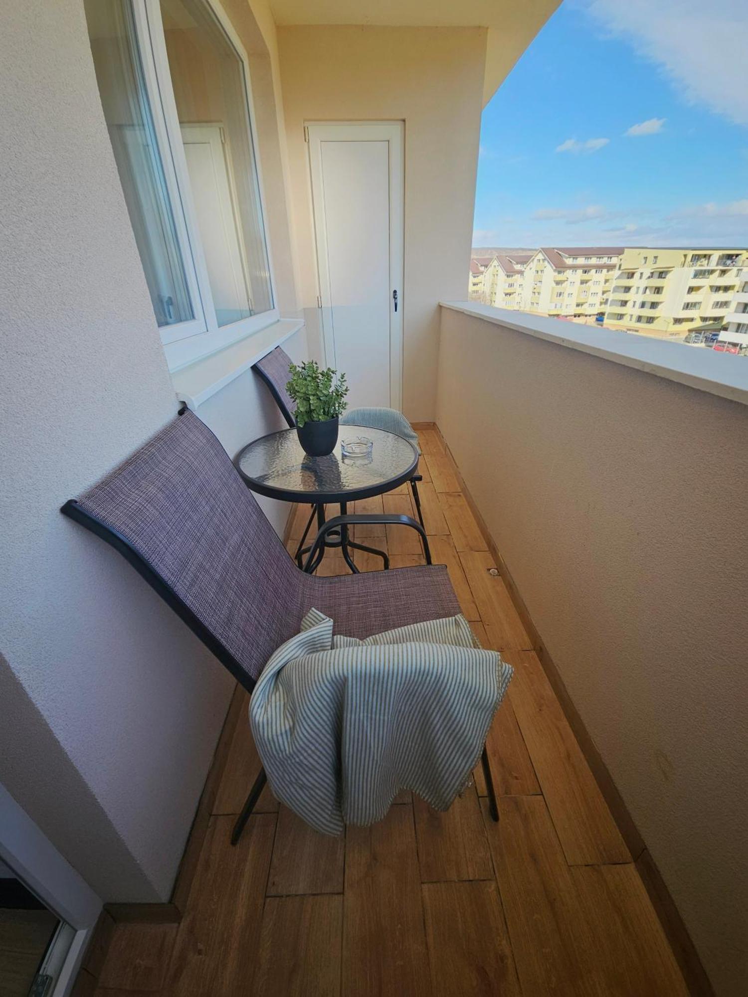 Apartamento Mmc Floreşti